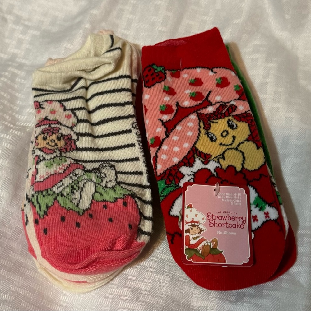 Strawberry shortcake socks